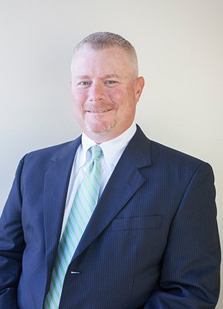 Scott Visbeek has over two decades of experience working in the financial services industry and has been with Sterling Associates since 2002.
